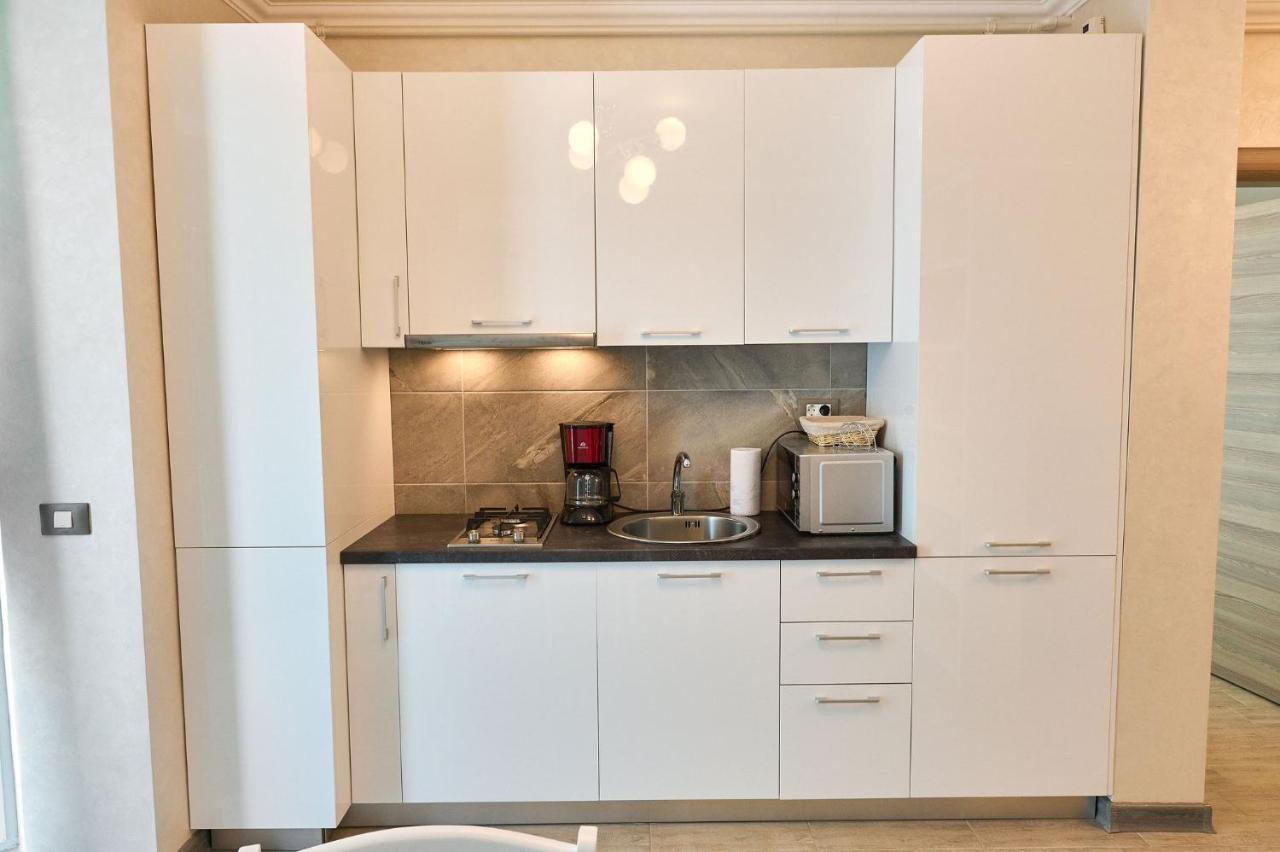Moonstar Apartment - Spa N Pools Beach Resort 마마이아 외부 사진