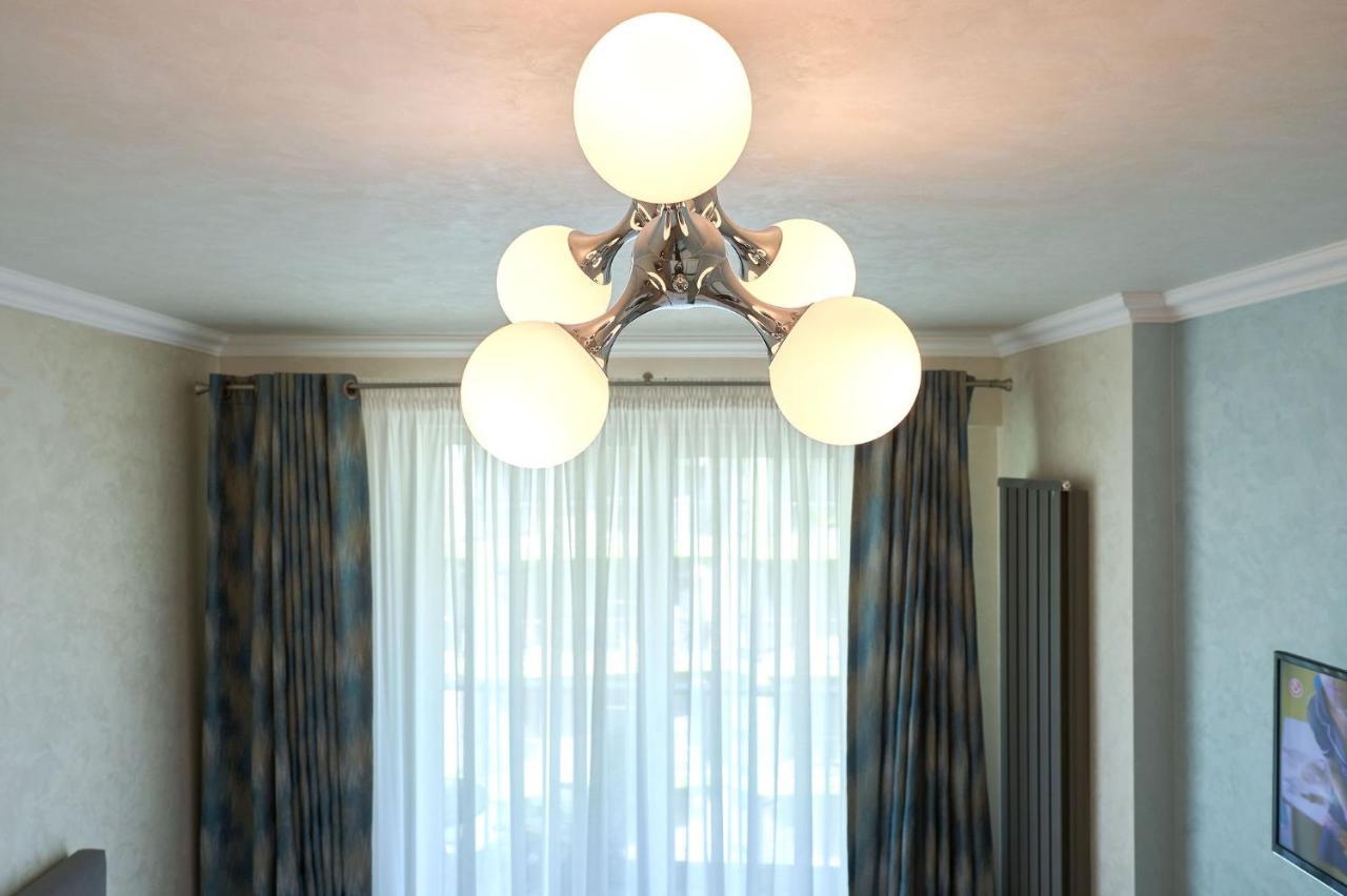 Moonstar Apartment - Spa N Pools Beach Resort 마마이아 외부 사진